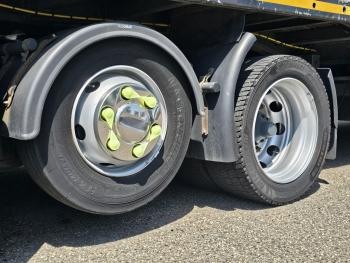Scania R410 6x2 + NOOTEBOOM TIEFLADER